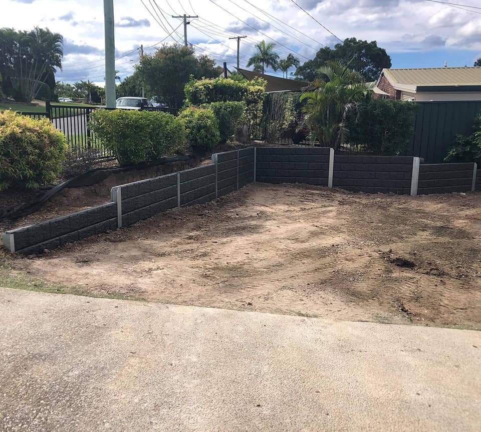 Charcoal Block Concrete Sleeper Retaining Walls Brisbane Expert